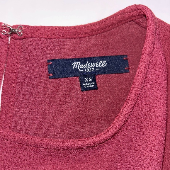 Madewell Tailored Tee in Burgundy - Picture 6 of 9